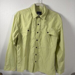 Patagonia Vented Fishing/hiking Men Sz Small Green Long Sleeve U1